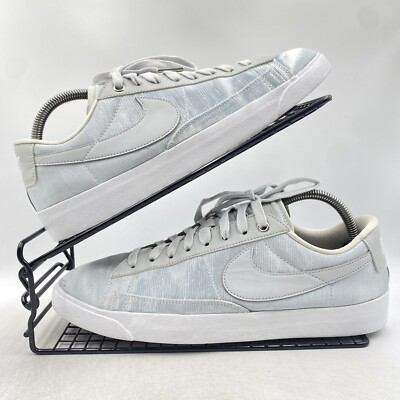 Nike Blazer Low SE Blau Weiß Turnschuhe Größe UK 8 Herren Strukturiert Fitness Freizeitschuhe