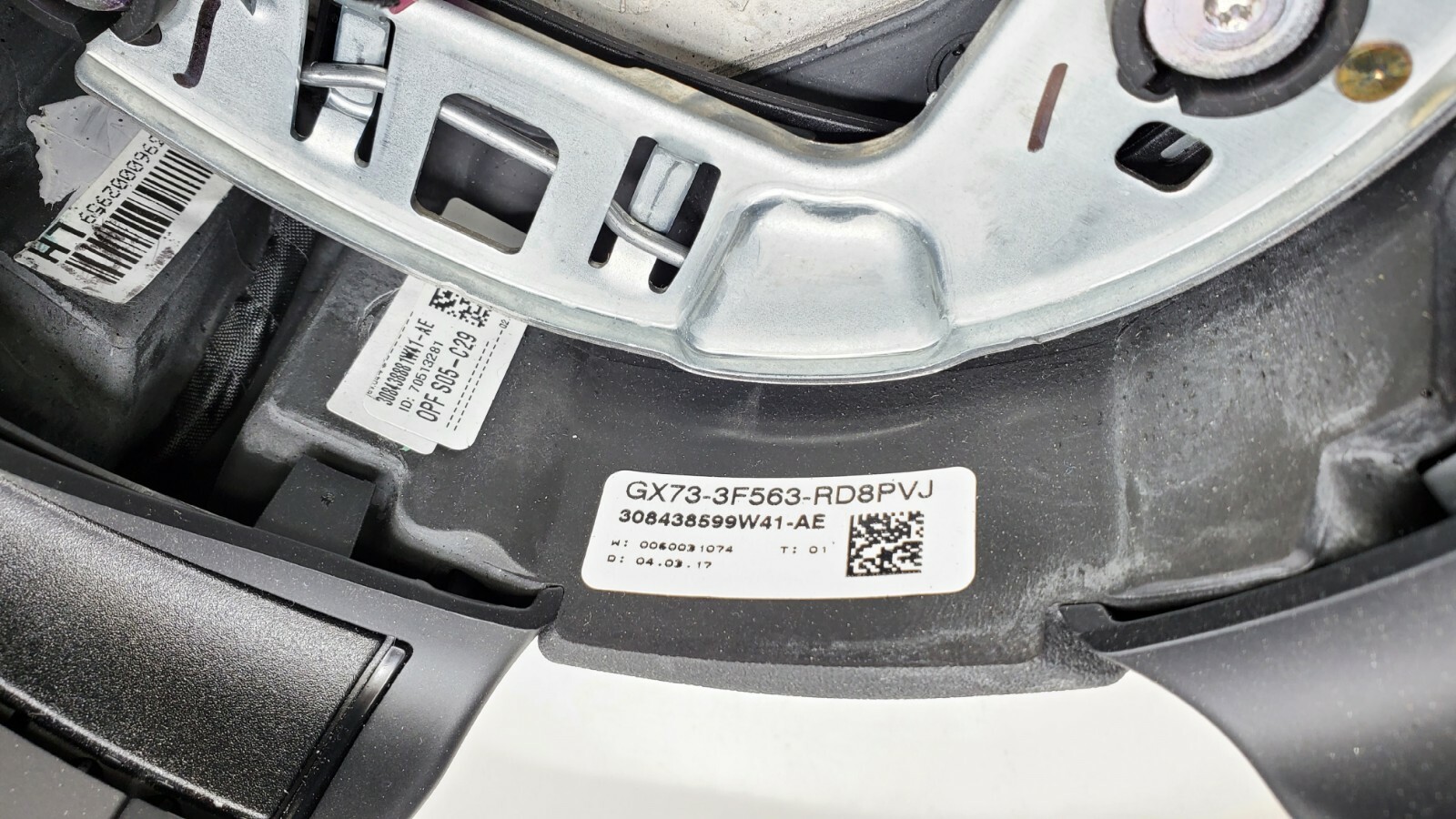 2017-2019 JAGUAR F-PACE MULTIFUNCTION STEERING WHEEL OEM.