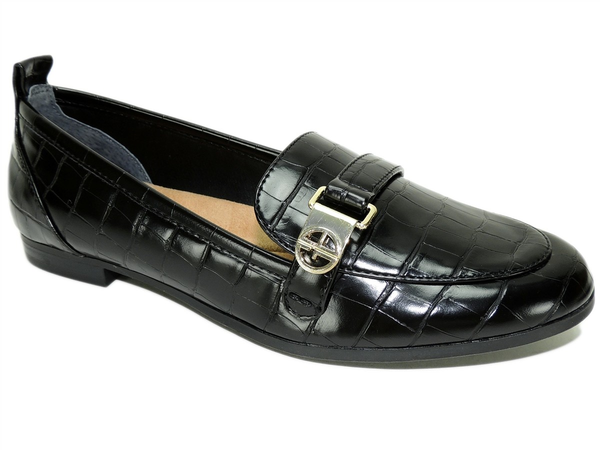 Giani Bernini Women's Axtonn Memory Foam Loafers Black Leather