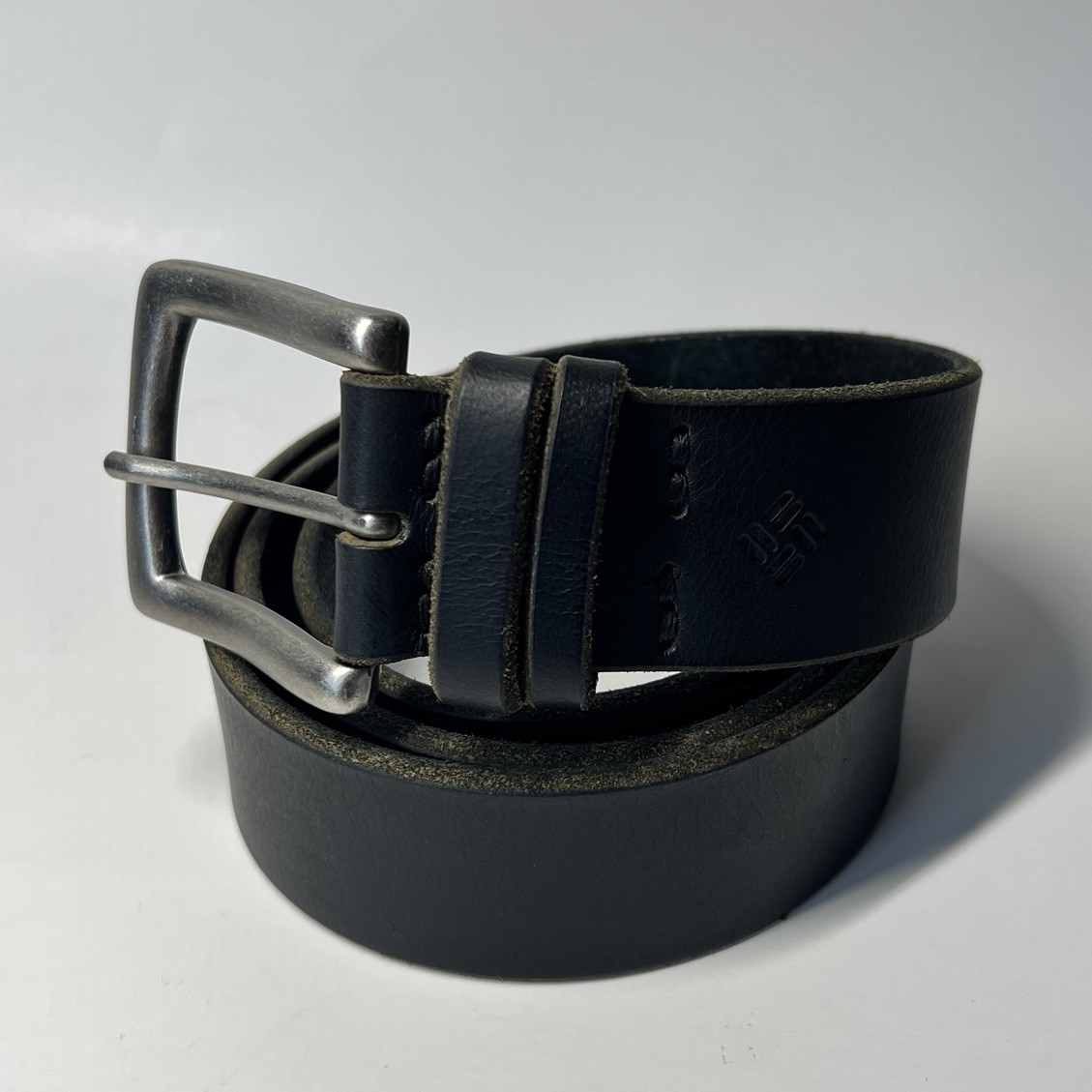 Columbia Men’s Black Leather Belt Size 36 Silver Square Buckle