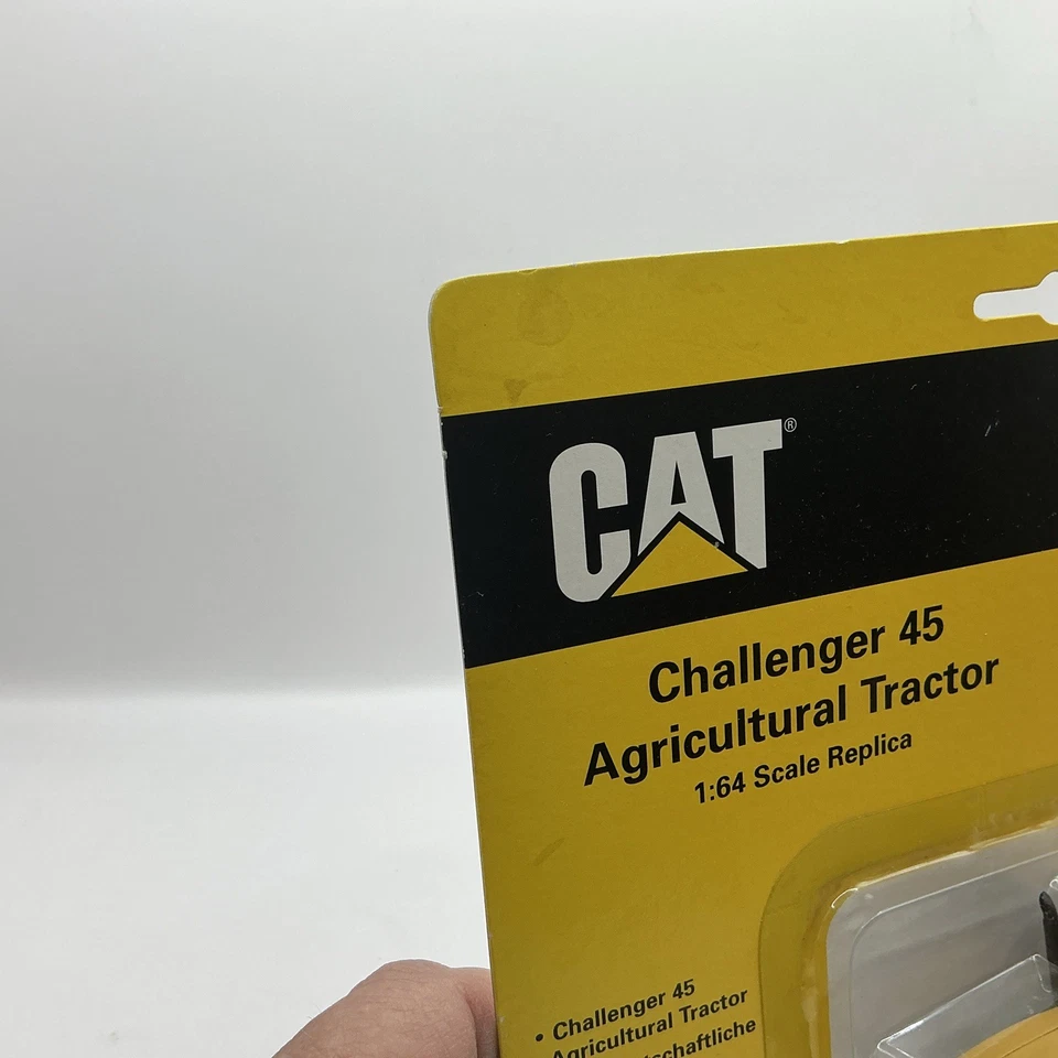 Norscot CAT Challenger 45 Agricultural Tractor 1/64 -Vintage Norscot 55901 - Image 4 of 4