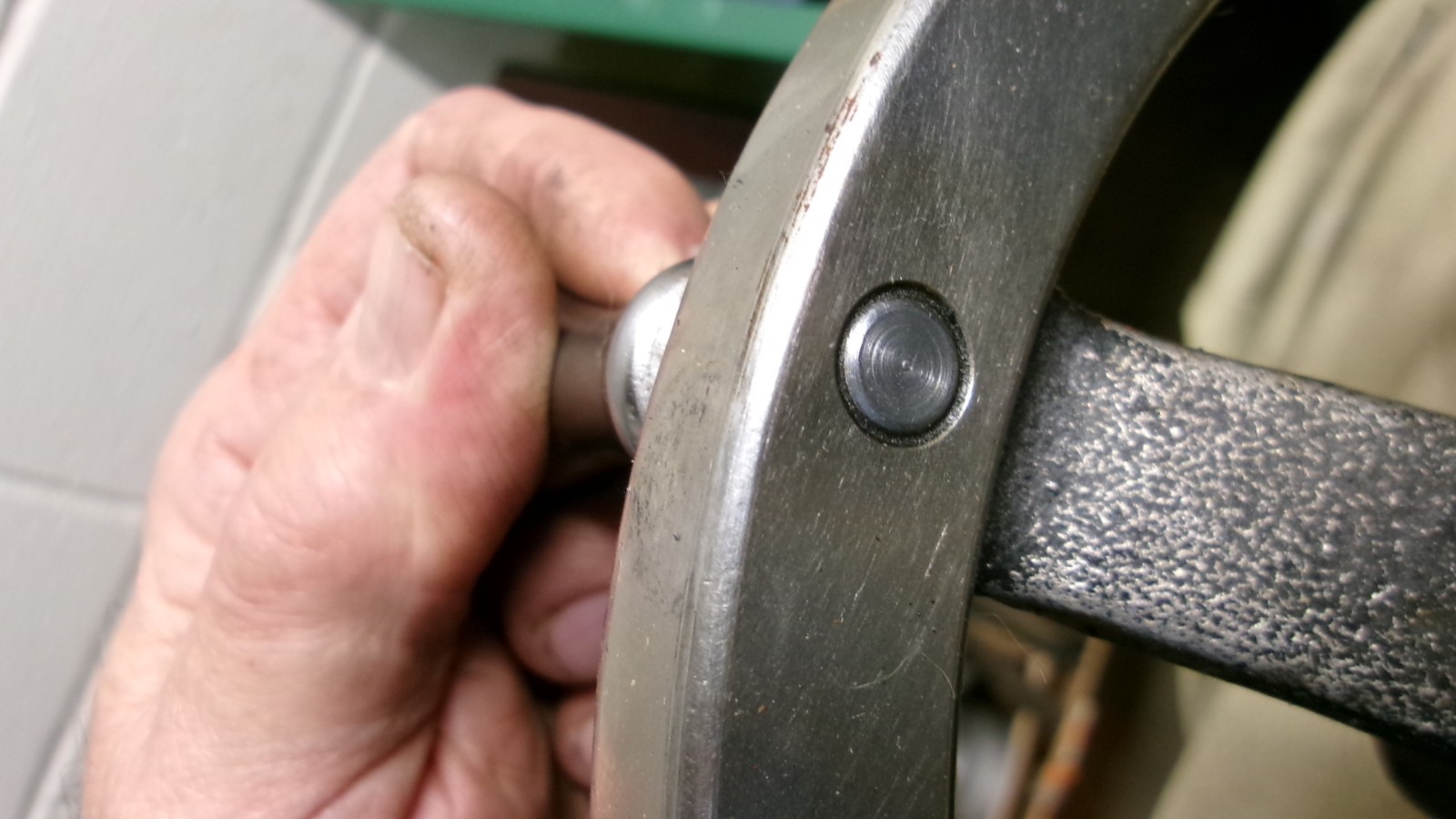 HARIG 612 SURFACE GRINDER TABLE HANDWHEEL