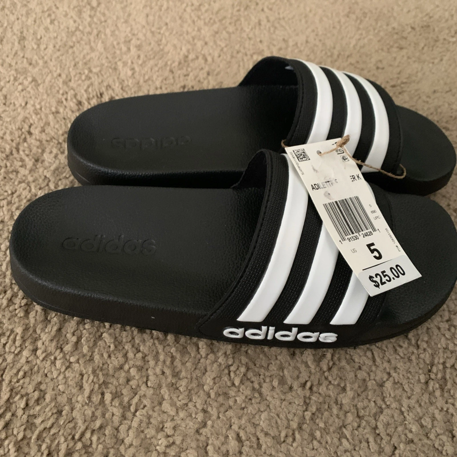 Adidas Adilette scivoli doccia bambino colore bianco e nero taglia 5