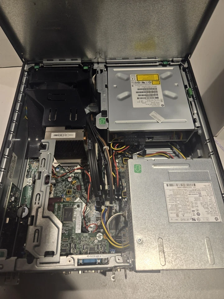 HP rp5800 Retail System Pentium G850 2.90GHz 4GB RAM DVD No HDD OS - Image 4 of 4