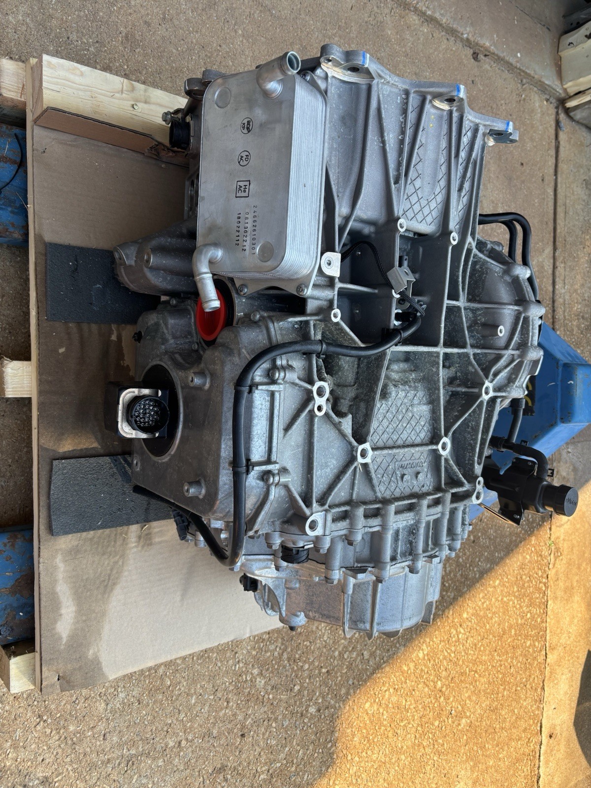 23 McLaren Artura 8 Speed Dual Clutch Transmission A2059060302