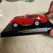 Ferrari 250 Testa Rossa 4h Pescara 1961  1/43 Hachette Altaya