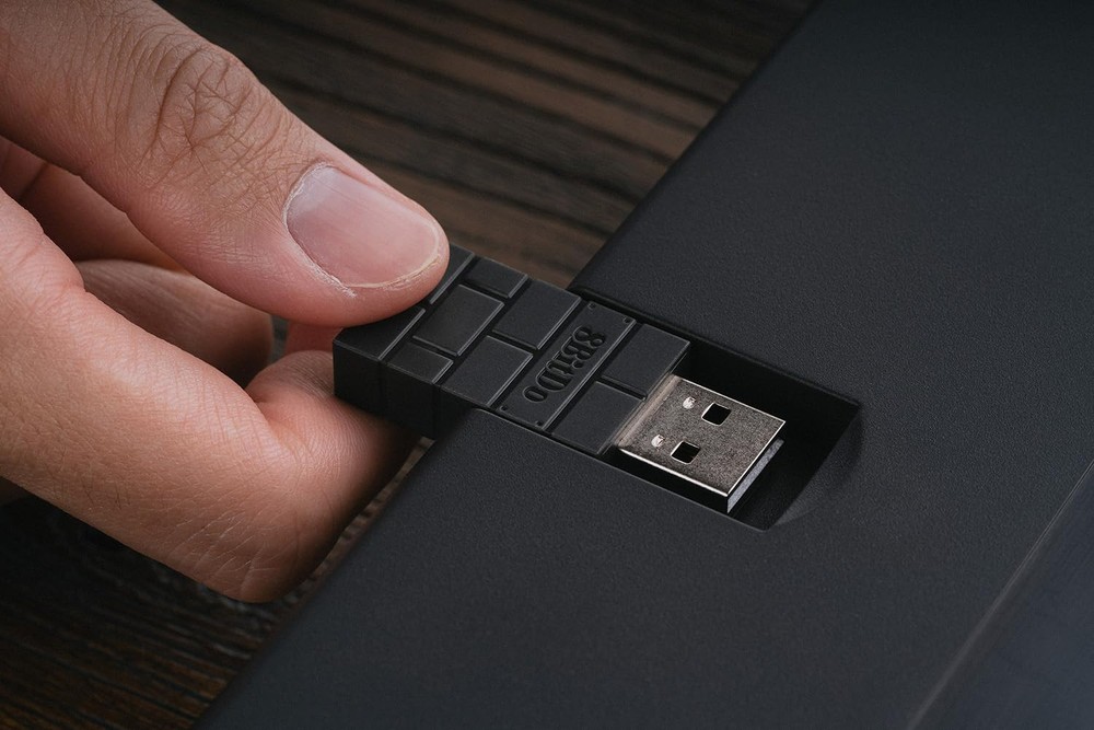 Retro Bluetooth 2.4G USB-C Hot Swappable Mechanical Gaming Keyboard