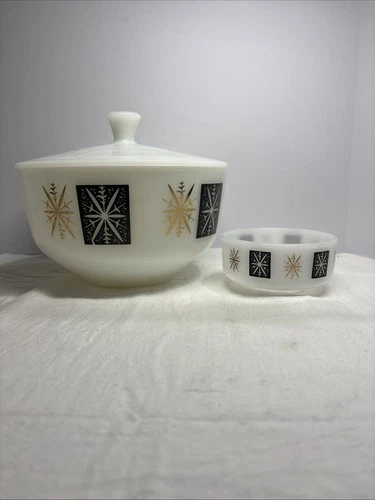 Vtg. Federal Glass milk glass atomic starburst 2.5 qt. casserole PLUS dish!!