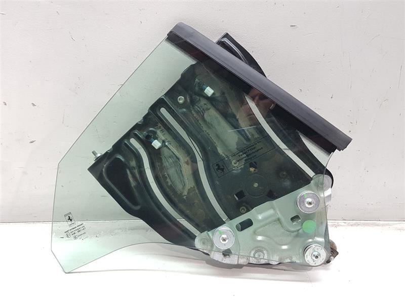 2015-2019 FERRARI CALIFORNIA PORTOFINO REAR RIGHT SIDE DOOR QUARTER WINDOW GLASS