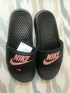 house slippers nike