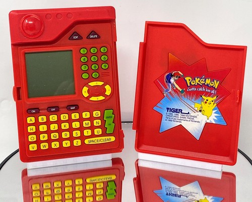 1998 Hasbro Tiger Electronics Pokémon Pokédex - Tested & Working - Hinge Damaged - Picture 2 of 8