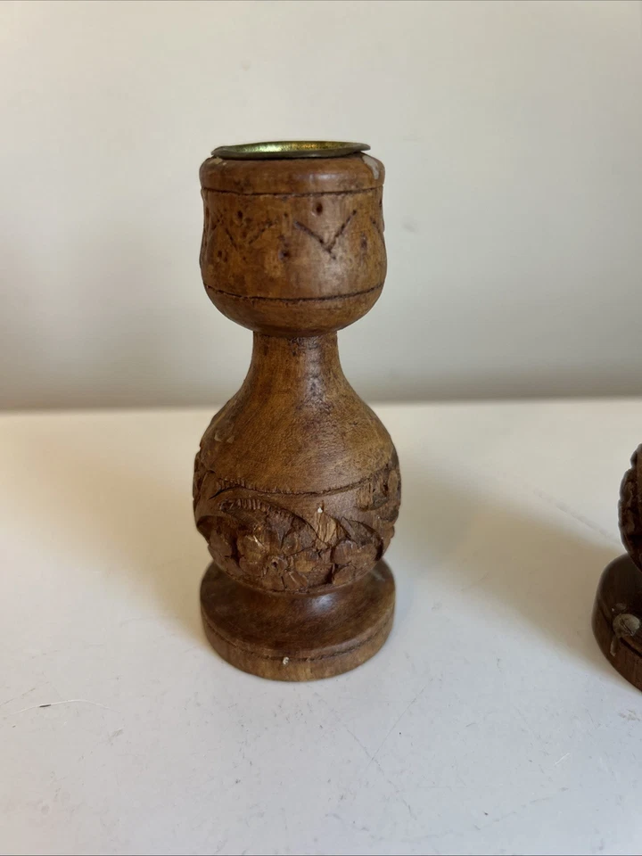 Деревянные резные цветочные подсвечники набор из 2 индийских MCM 4 дюйма в высоту - Изображение 3 из 4