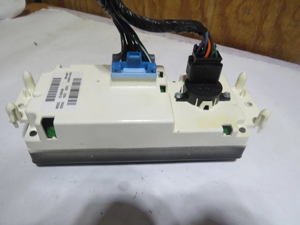 2003 GMC SIERRA CHEVY SILVERADO HEATER AC CLIMATE CONTROL SWITCH - Image 3 of 4