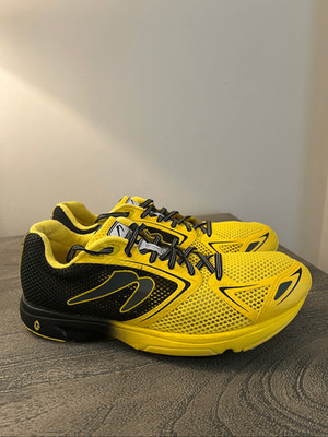 Newton Running Distance 7 Mens Running Shoes
