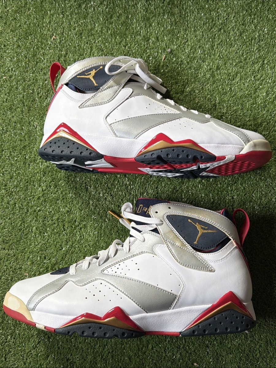 yeezy boost v2 tail light