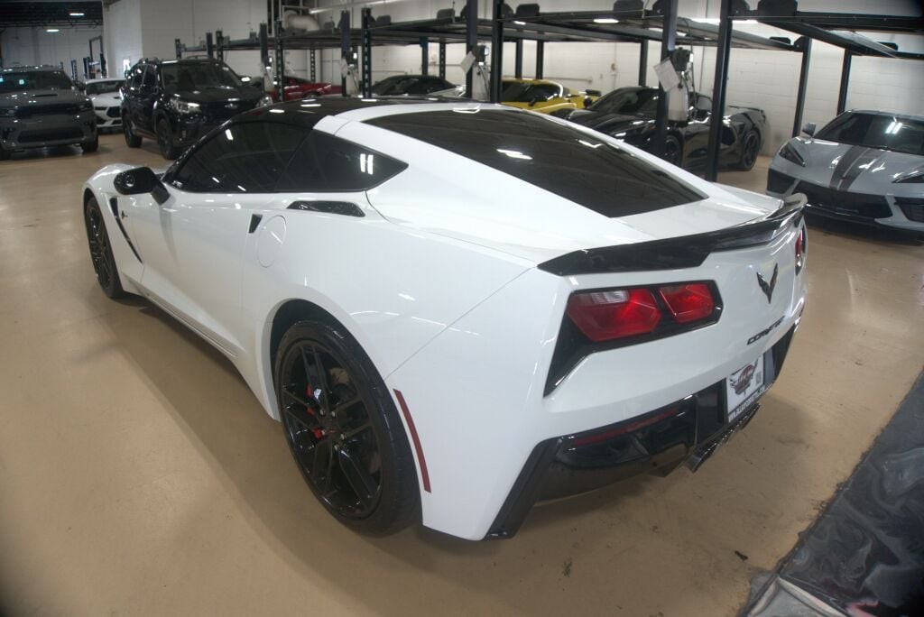 2016 Arctic White Chevrolet Corvette   | C7 Corvette Photo 3