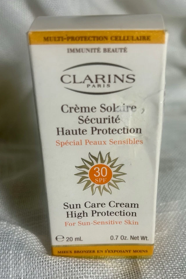 Clarins Paris 30 SPF High Protection Sun Creme .7 Ounces - Image 4 of 4