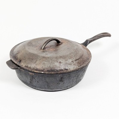 Vintage 10 1/4'' Lodge Cast Iron Skillet #8 Chicken Fryer w/Lid USA
