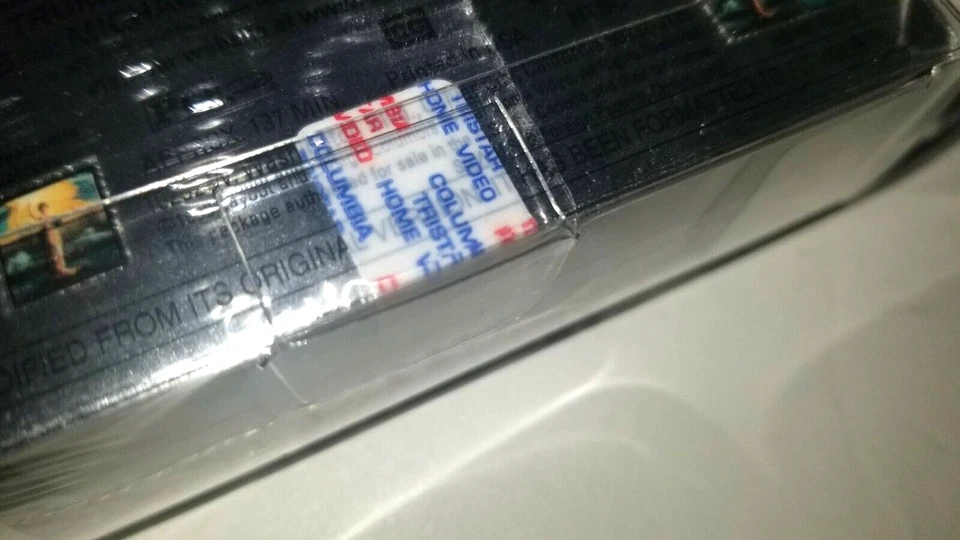 Close Encounters of the Third Kind (VHS, 1998, Closed Captioned) Sealed! - Image 3 of 4