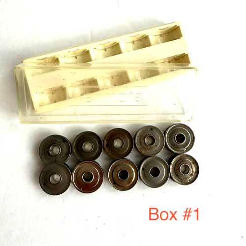 Vintage Sears Kenmore 2 Bobbin Boxes With 10 Domestic Metal Bobbins *READ* - Picture 4 of 12