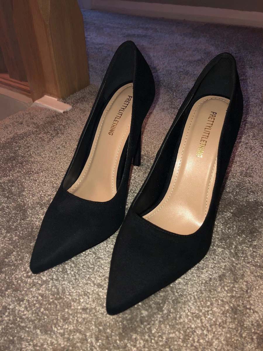 Black court top shoes size 3
