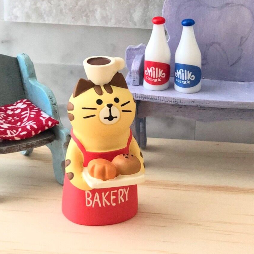 Bakery Cat/Concombre DECOLE/Hand painted Home Decor/Gift for Cat lovers