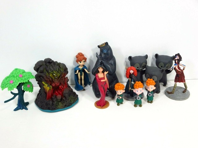disney deluxe figurine set