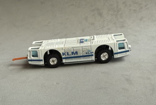 KLM Airport Tug Tractor Bandai B-747 No.10 Die Cast Japan 1:125 Toy