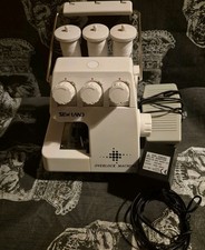 Sew Land Overlock Machine (SM-1091) With Pedal & Power Supply Tested & Working