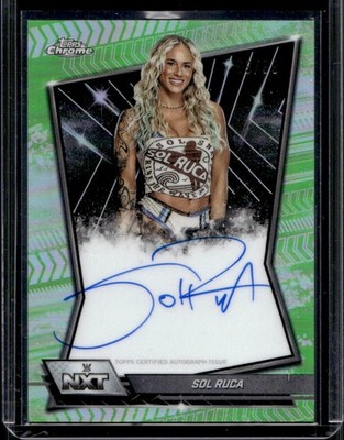 Sol Ruca 2026 Topps Chrome WWE #NXT-SOL Auto Green /99