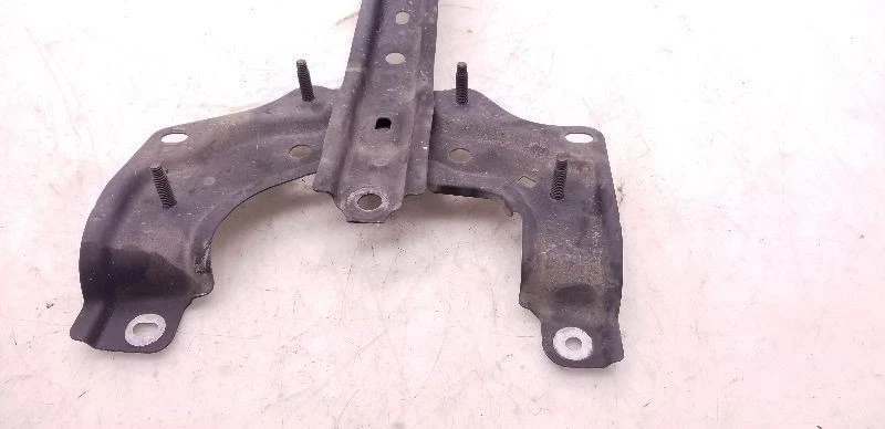 Barra de amarre vertical central de soporte de núcleo de radiador para 10-12 LEXUS HS250H 53207-75020 Foto 2 de 4