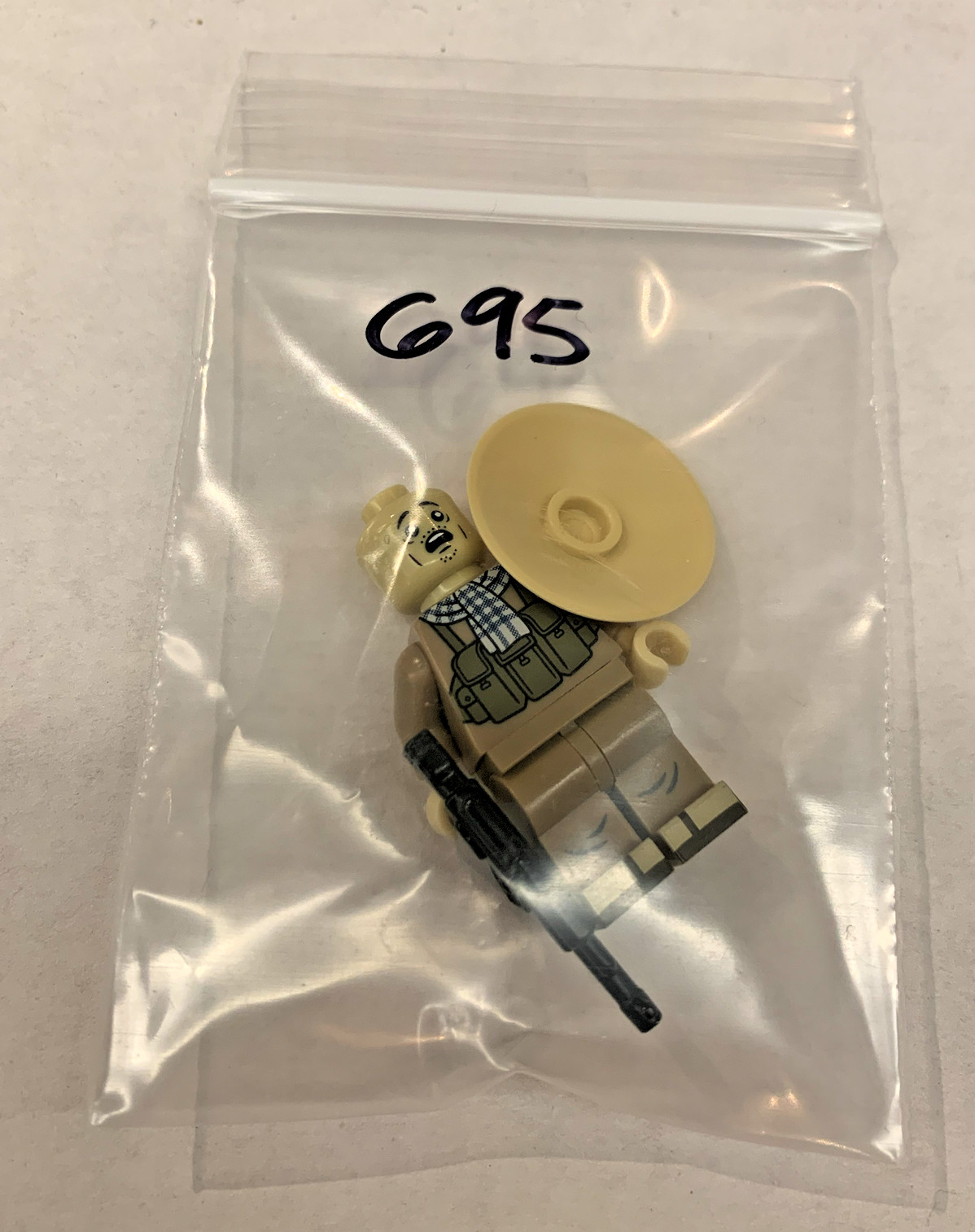 Citizen Brick Day 9 CBD9 0695 Уникальная одноразовая минифигурка Совершенно новая 37890₽