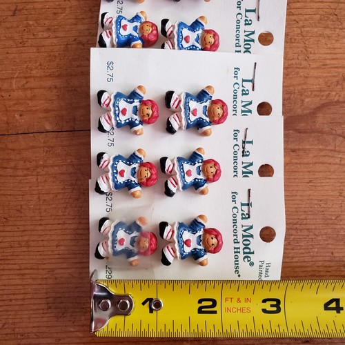 1" Vintage La Mode Raggedy Ann Rag Doll Heart Hand Painted Buttons Set Of 12 - Picture 6 of 6