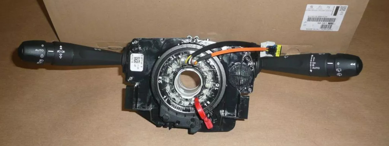 Commodo de phare et clignotant d'origine Peugeot 208 et 308