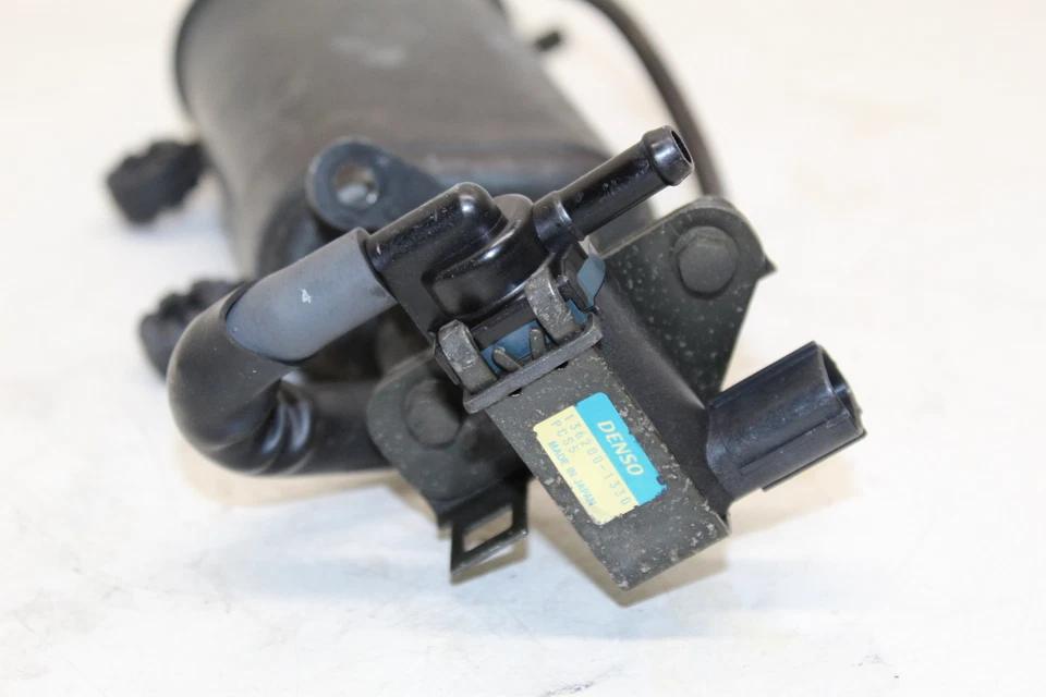 Juego de botes de emisiones de carbón de vapor Honda Cbr1000rr 2005 evap Foto 4 de 4