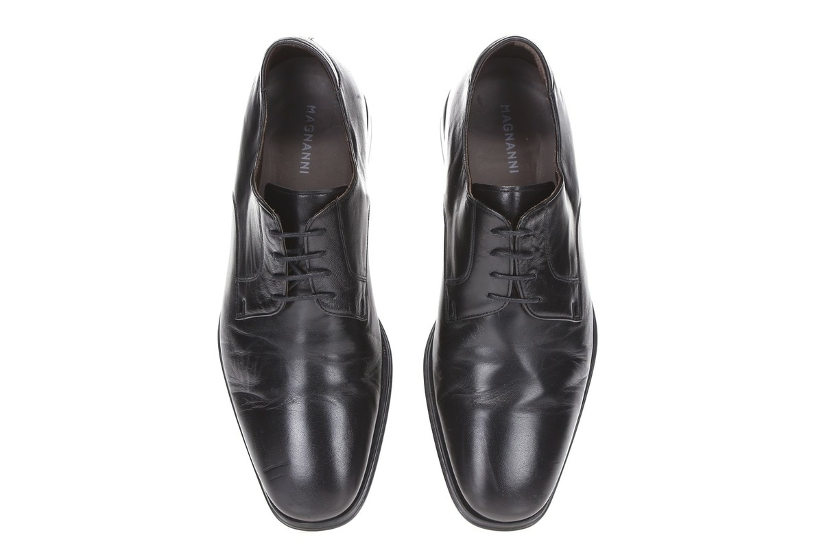 MAGNANNI Mens Black Leather Almond Toe Lace Up Oxfords Heels 