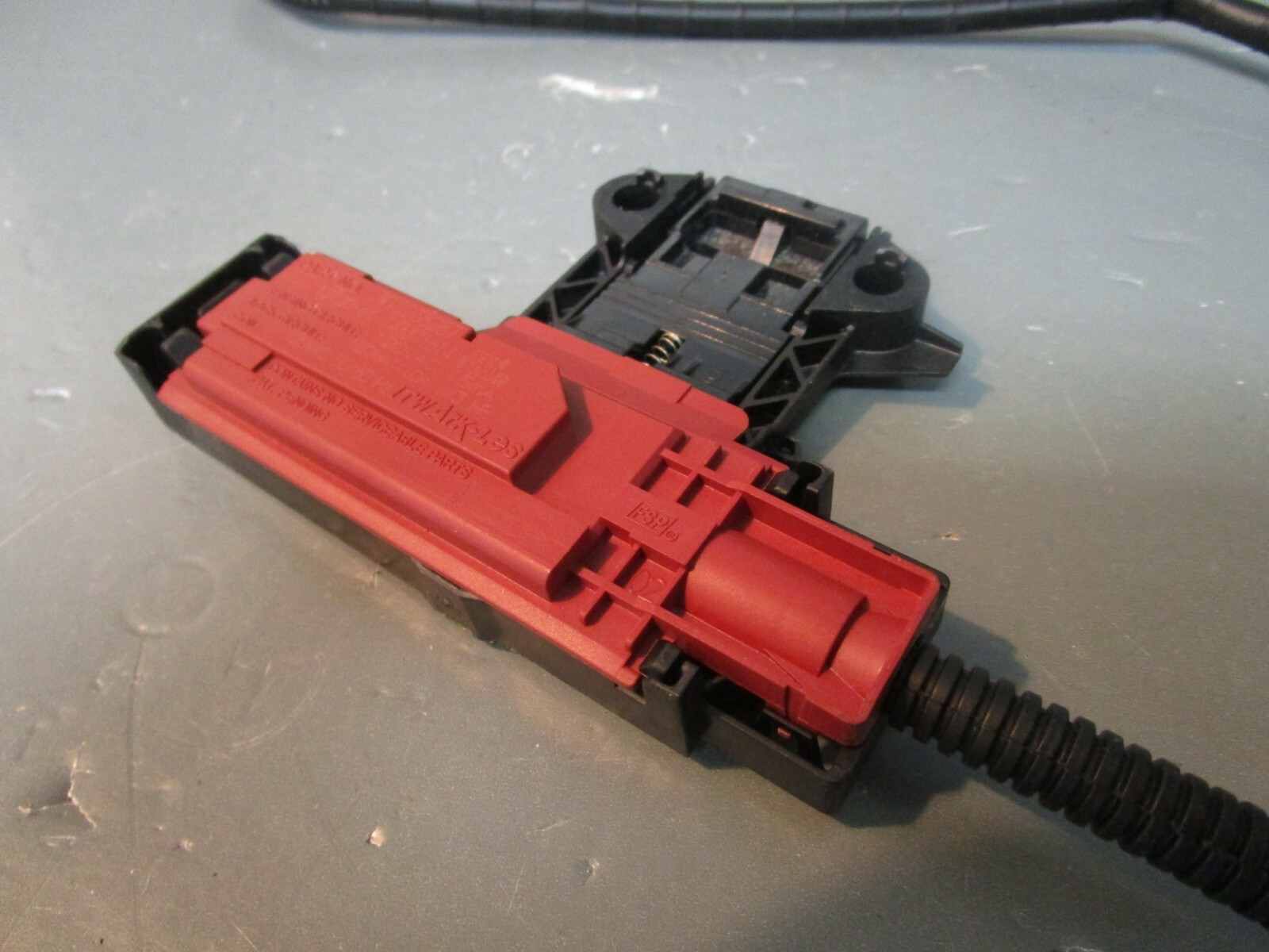 Maytag Whirlpool Top Load Washer Lid Lock / Lid Latch W10404050 ASMN eBay