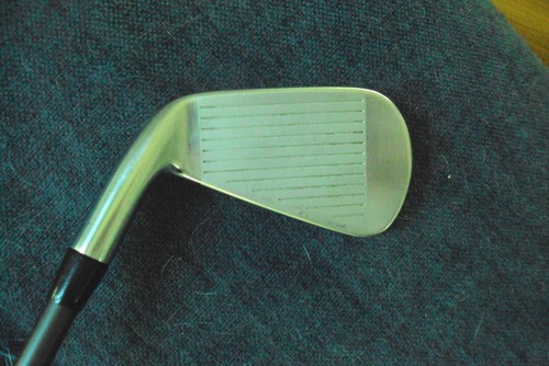 Titleist U500 4 iron HZRDUS Smoke 90g 6.0 stiff graphite 38.5" - Picture 3 of 4