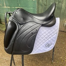 Dressage Saddle By Crosby 17”