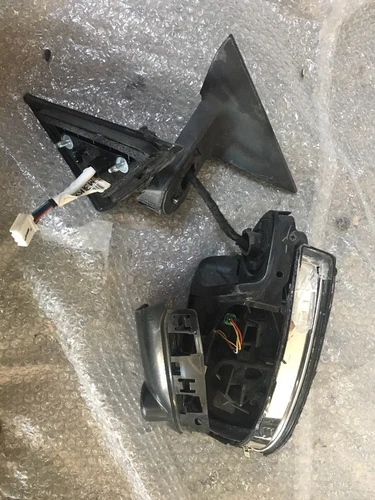 NISSAN 963024BA3A GENUINE OEM MIRROR ASSY