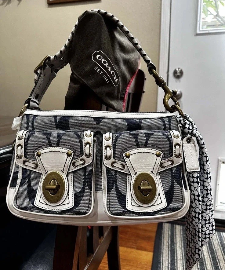 Bolso Coach Turn Lock Denim Signature “C” Cuero Blanco 10489 Nuevo con Etiquetas Foto 2 de 4