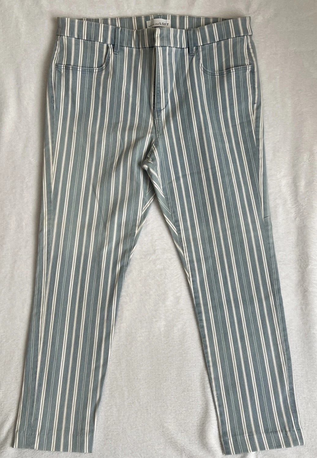 Loft Women's Capri Crop Skinny Pants Striped Size 12 Blue