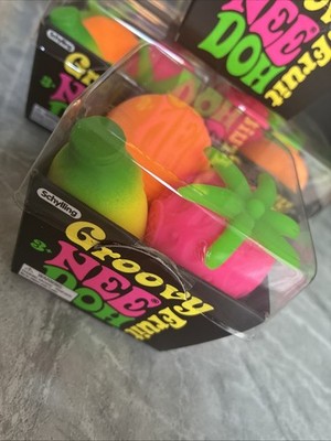 Authentic Needoh Groovy Fruit Squishy - UK Brandneu mit Karton