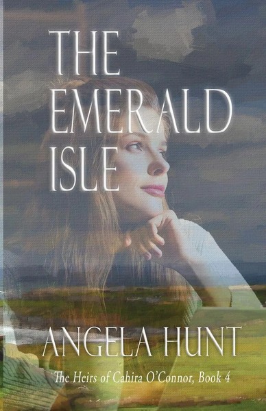 The Emerald Isle Angela E Hunt Taschenbuch Englisch 2023 HuntHaven Press-image