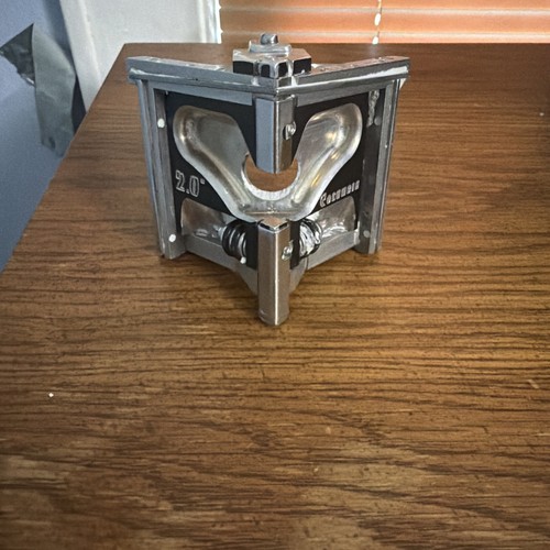 Columbia Angle Head/Corner Finisher 2" Used