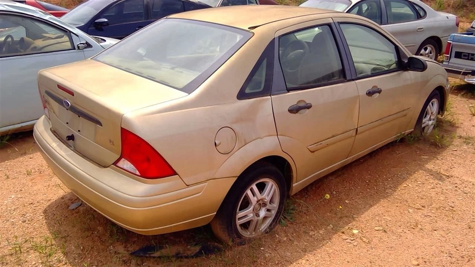Cubierta inferior de rejilla montada excluyendo SVT para Ford Focus 00-04 OEM Foto 4 de 4