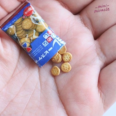 1Set 1/6 Scale Dollhouse Miniatures Mini Food Handmade Bagged Biscuit Accessorie
