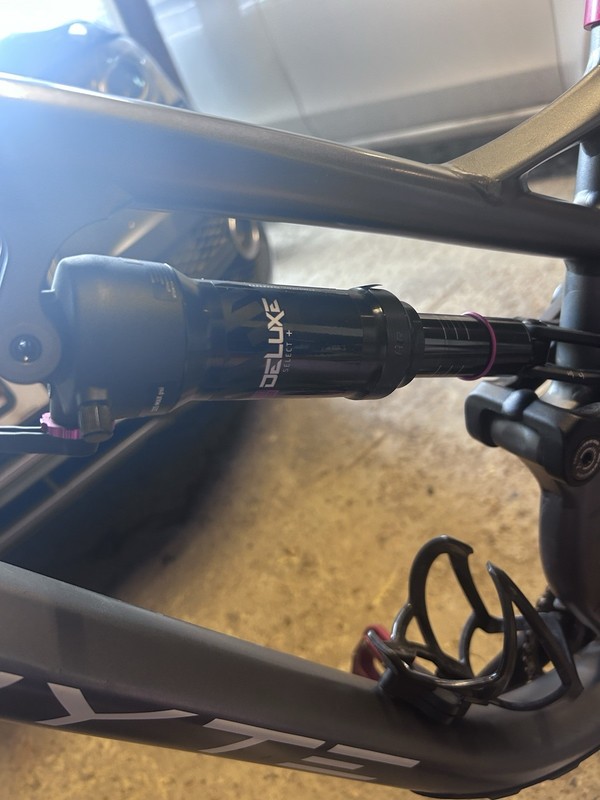 rockshox deluxe select plus 230x65 rear shock