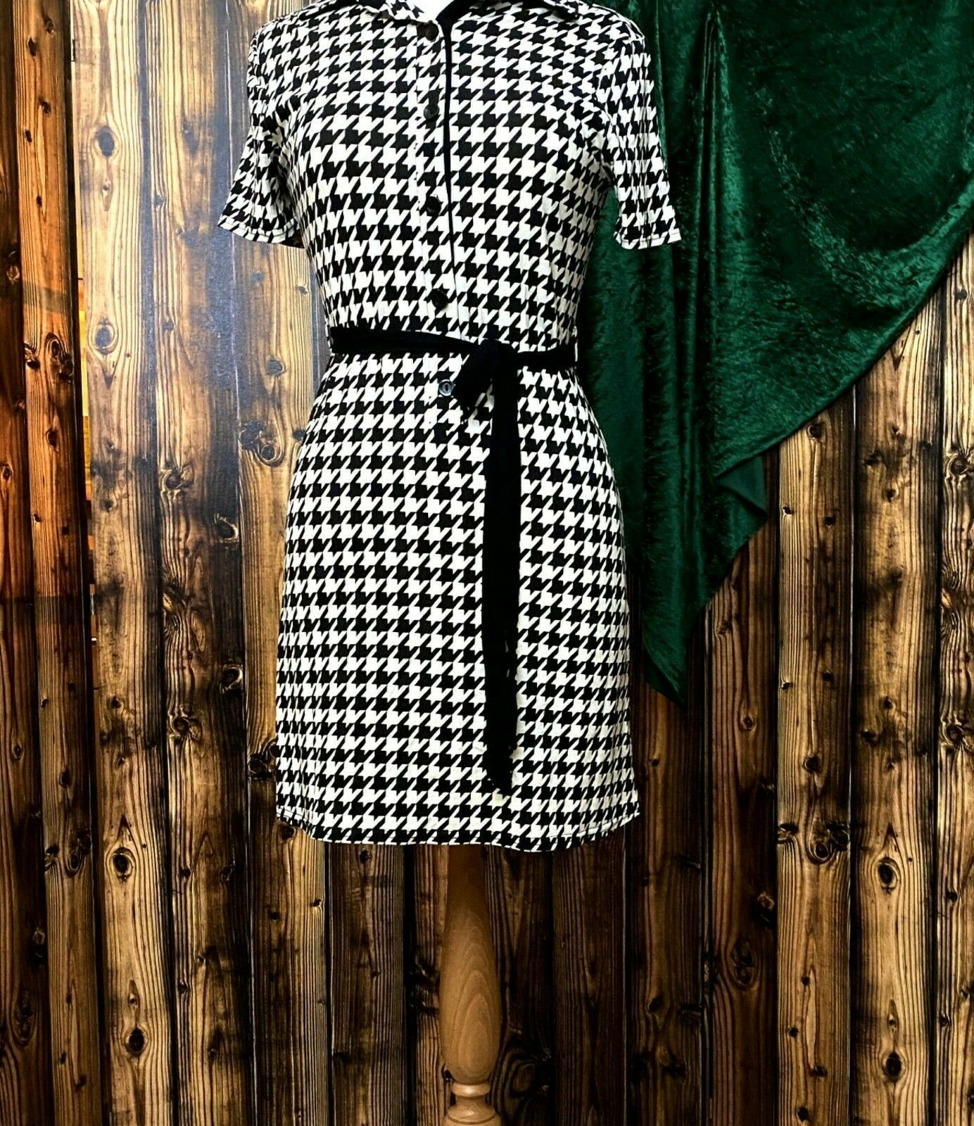 Tribeca Dress Women Small Bodycon Shirt Short Belted Geometric Print Size 10