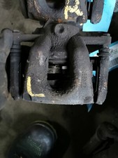 BMW 1er E81 E87 & LCI TRW Bremssattel Bremsträger vorne links 54/22